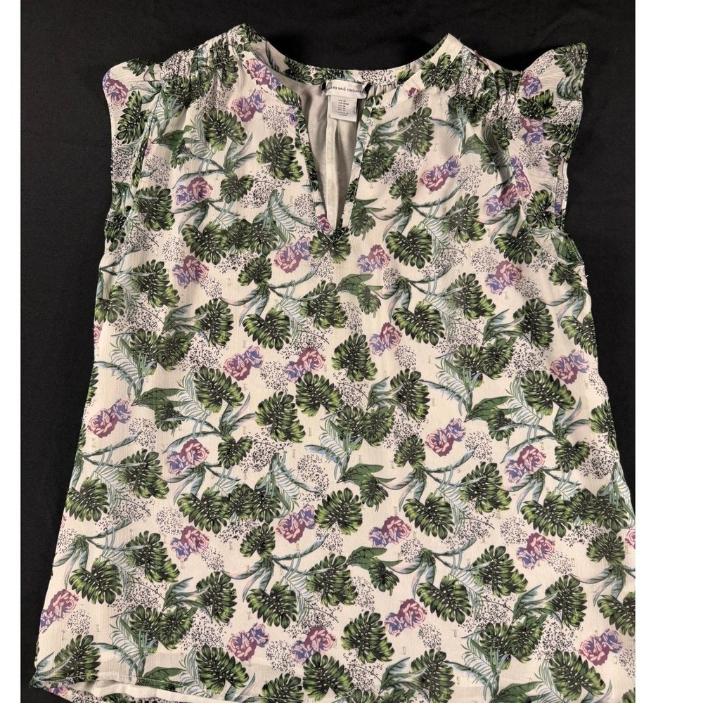 Cupcakes and Cashmere Floral Cap Sleeve Top M Garden Fairy Whimsical Luau